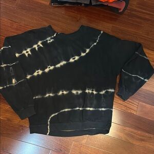 Black and White Tie-Dye Sweatshirt